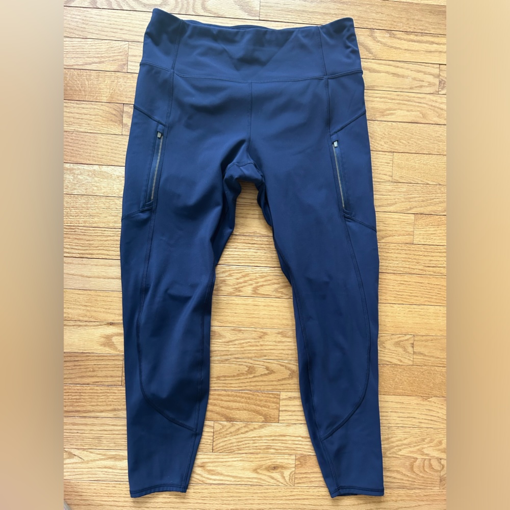 Athleta brand Rainer tight.  Size Lg